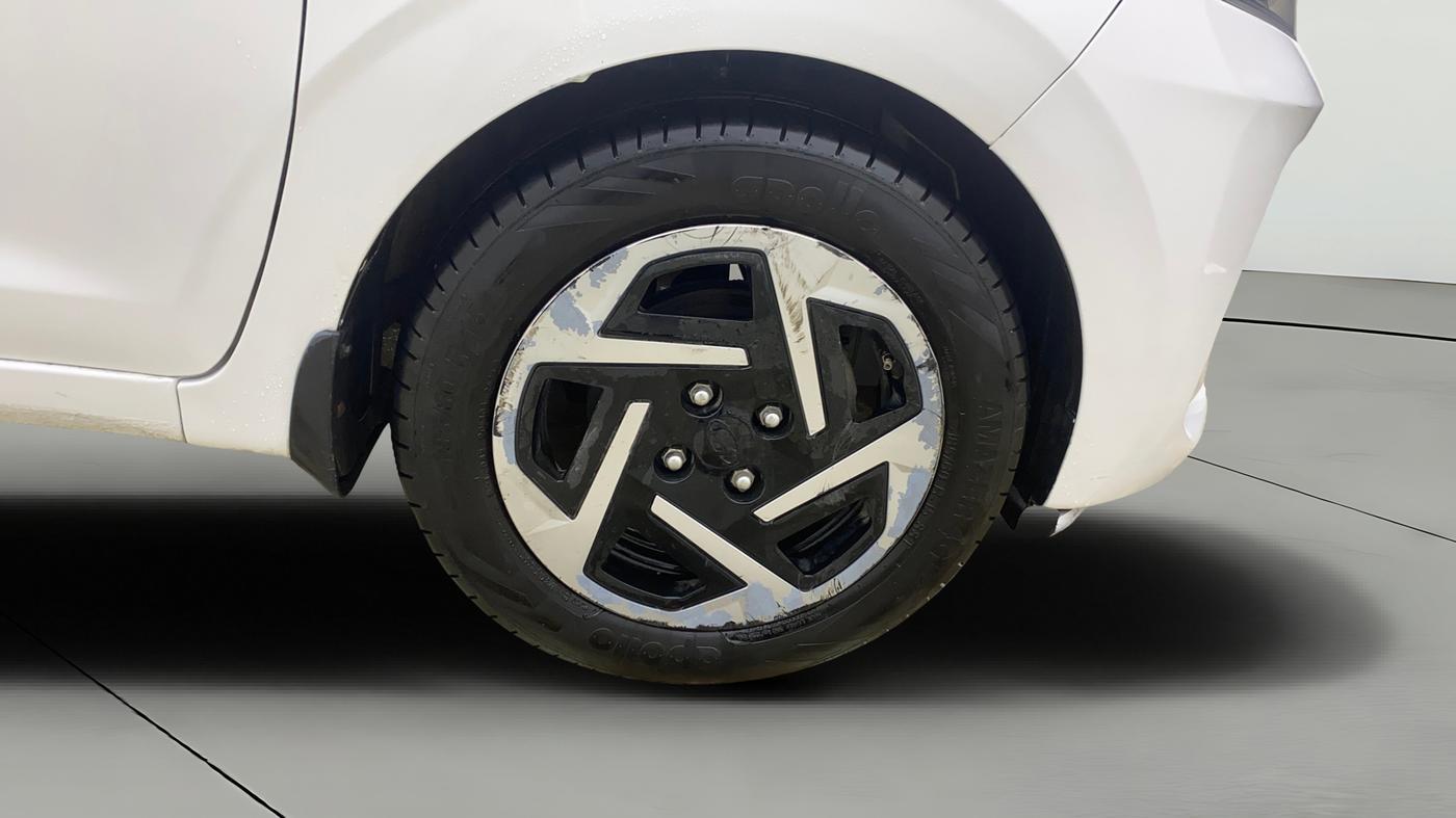 2023 Hyundai GRAND I10 NIOS SPORTZ 1.2 KAPPA VTVT CNG, CNG, Manual, 95,896 km, Right Front Wheel