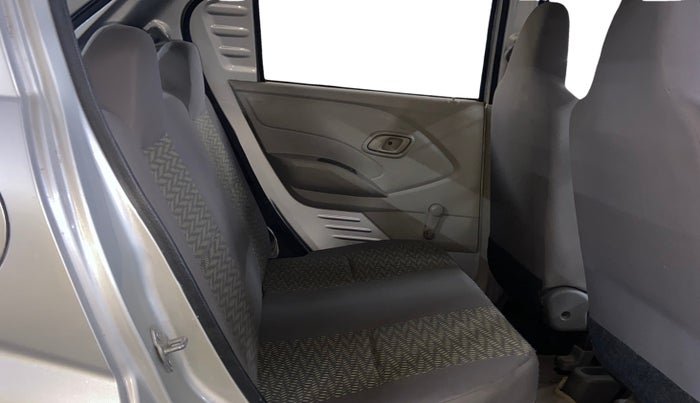 2016 Datsun Redi Go T (O), Petrol, Manual, 32,200 km, Right Side Rear Door Cabin