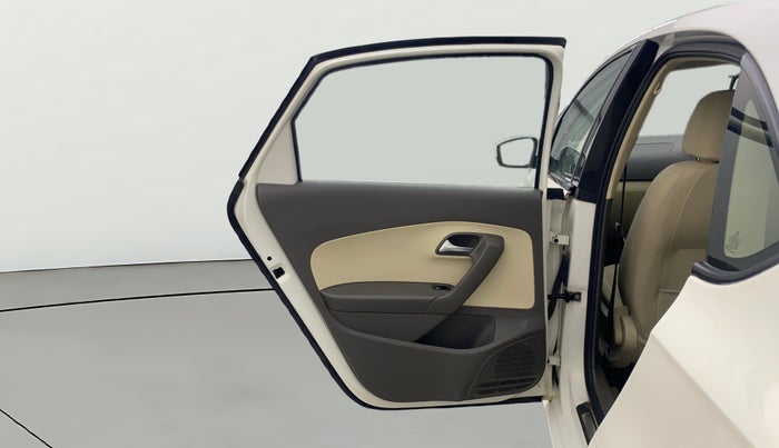 2014 Volkswagen Vento HIGHLINE 1.6 MPI, Petrol, Manual, 75,364 km, LHS Rear Door