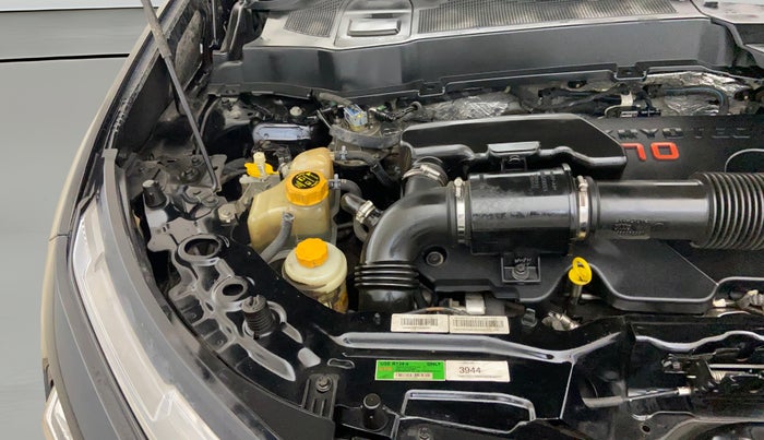 2022 Tata Safari XZ PLUS DARK EDITION, Diesel, Manual, 73,479 km, Engine View - Right