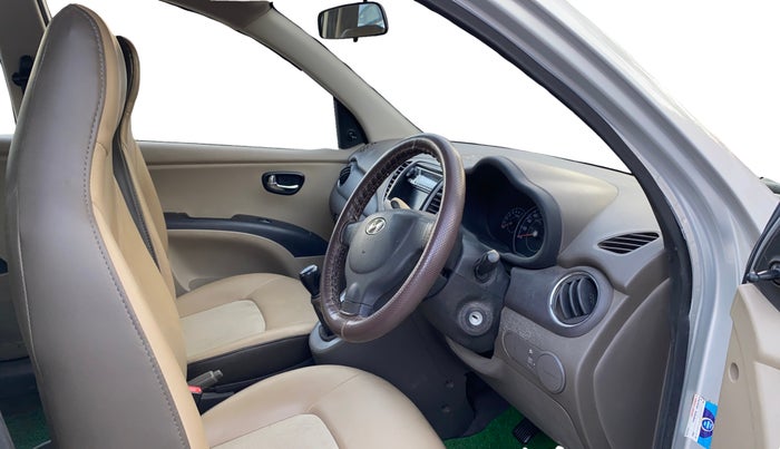 2013 Hyundai i10 MAGNA 1.1, Petrol, Manual, 33,601 km, Right Side Front Door Cabin