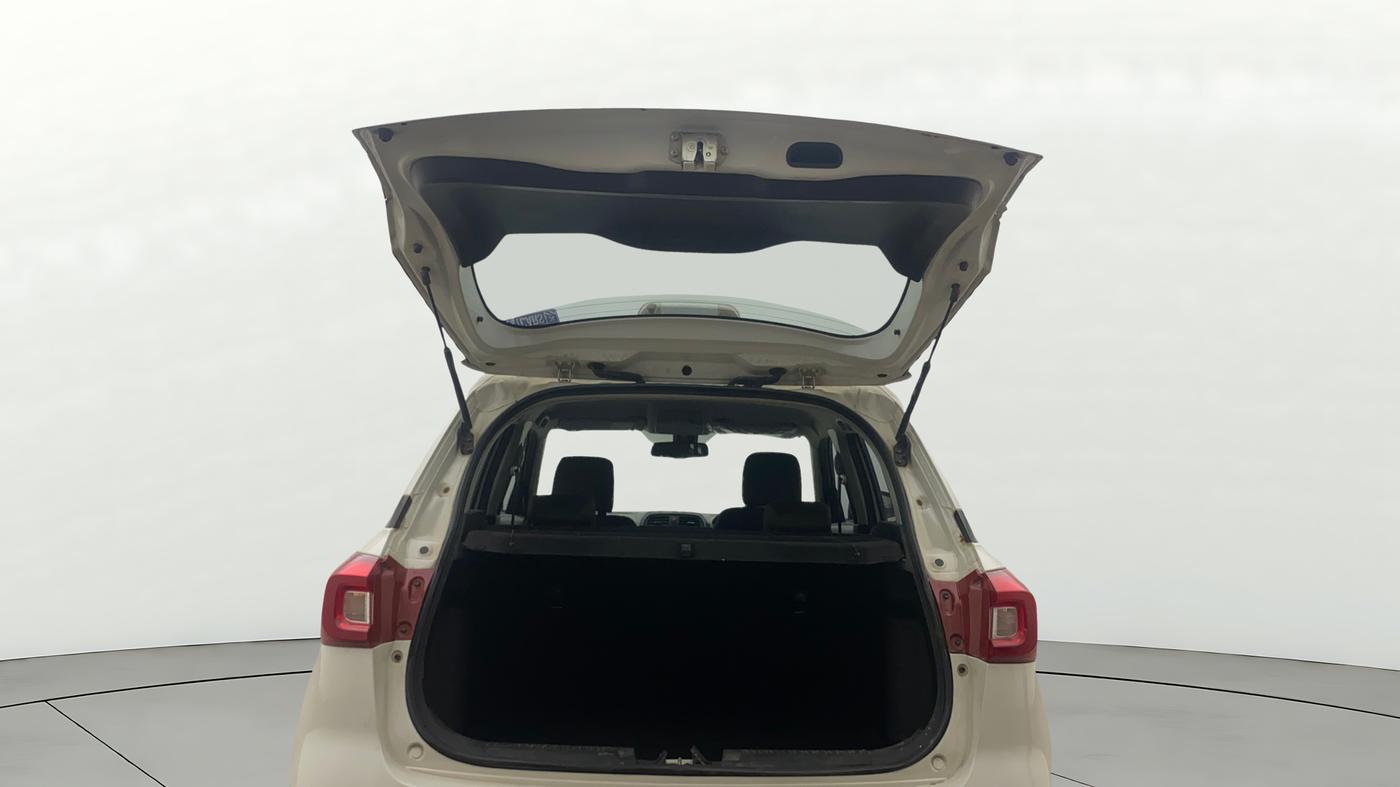 2020 Toyota URBAN CRUISER PREMIUM GRADE AT, Petrol, Automatic, 1,45,623 km, Boot Door Open