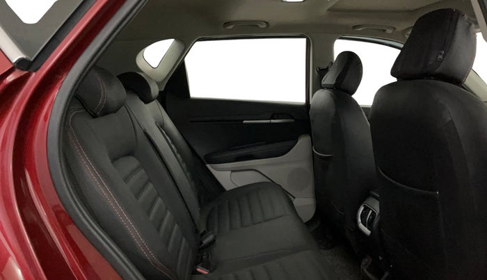 2021 KIA SONET HTX 1.0 IMT, Petrol, Manual, 40,394 km, Right Side Rear Door Cabin