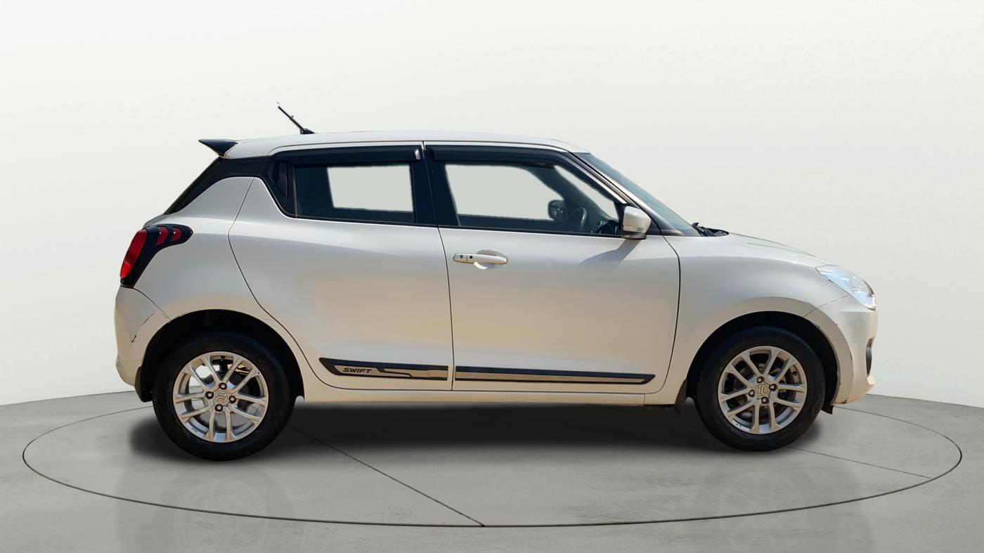 2018 Maruti Swift ZXI AMT, Petrol, Automatic, 31,338 km, Right Side View