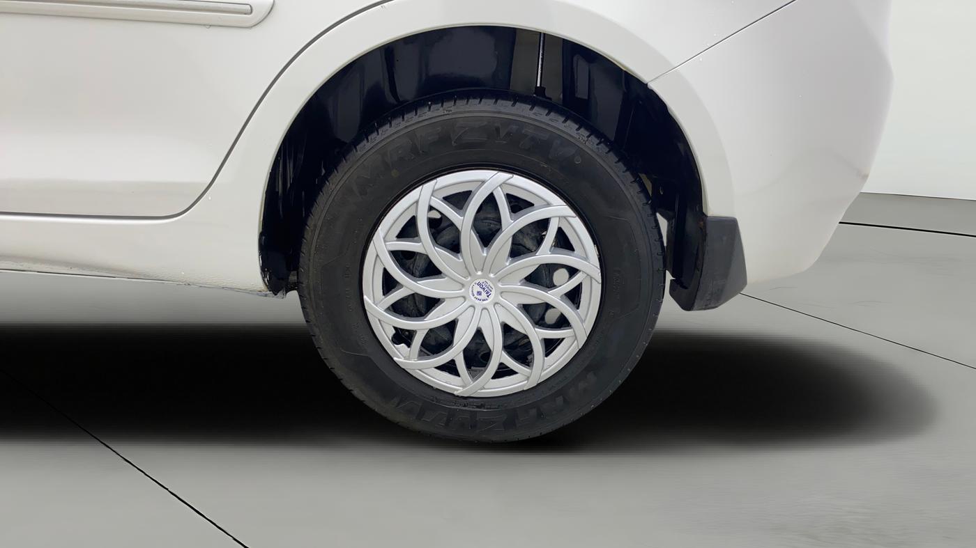 2014 Maruti Swift Dzire VXI, Petrol, Manual, 55,720 km, Left Rear Wheel