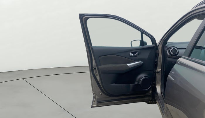 2021 Nissan Kicks XV 1.5, Petrol, Manual, 16,012 km, LHS Front Door