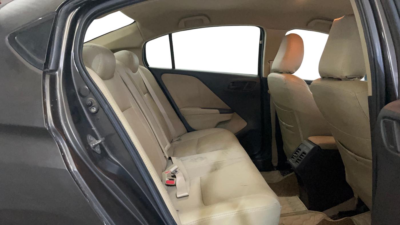 2014 Honda City 1.5L I-VTEC SV, CNG, Manual, 1,03,900 km, Right Side Rear Door Cabin