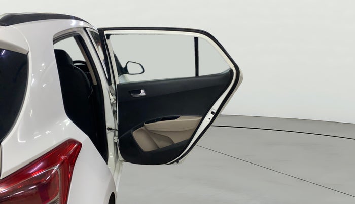 2016 Hyundai Grand i10 SPORTZ 1.2 KAPPA VTVT, Petrol, Manual, 40,629 km, RHS Rear Door