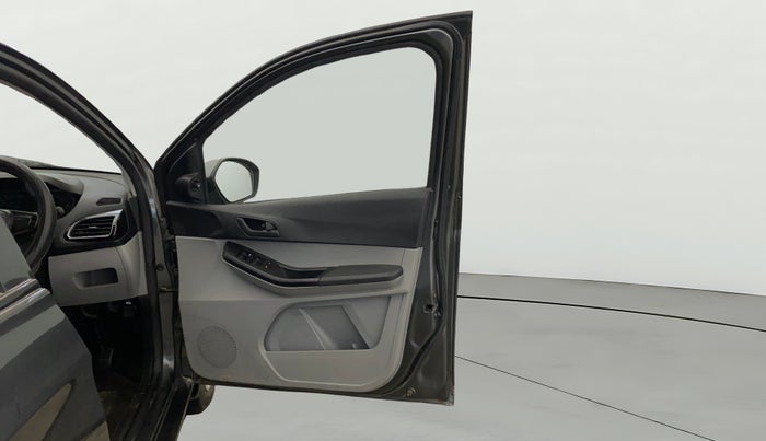 2021 Tata Tiago XT PETROL, Petrol, Manual, 72,428 km, RHS Front Door