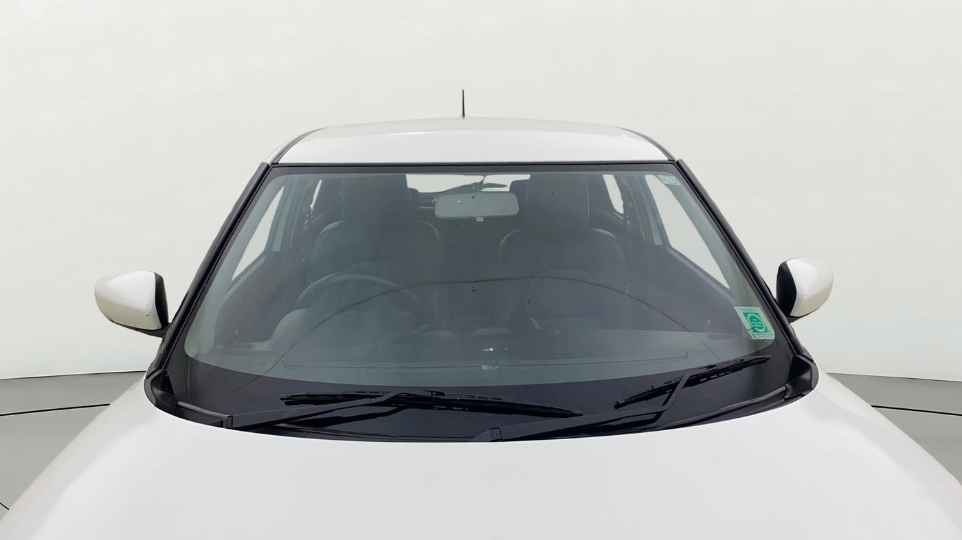 2018 Maruti Swift ZXI, Petrol, Manual, 78,014 km, Front Windshield