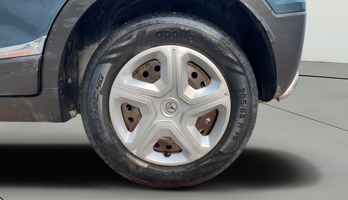2019 Mahindra XUV300 W6 1.2 PETROL, Petrol, Manual, 22,251 km, Left Rear Wheel