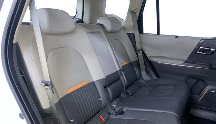 2025 KIA SYROS HTX Plus (O) 1.5 Diesel 6AT, Diesel, Automatic, 4,710 km, Right Side Rear Door Cabin