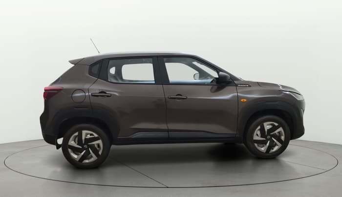 2022 Nissan MAGNITE XE, Petrol, Manual, 37,354 km, Right Side View