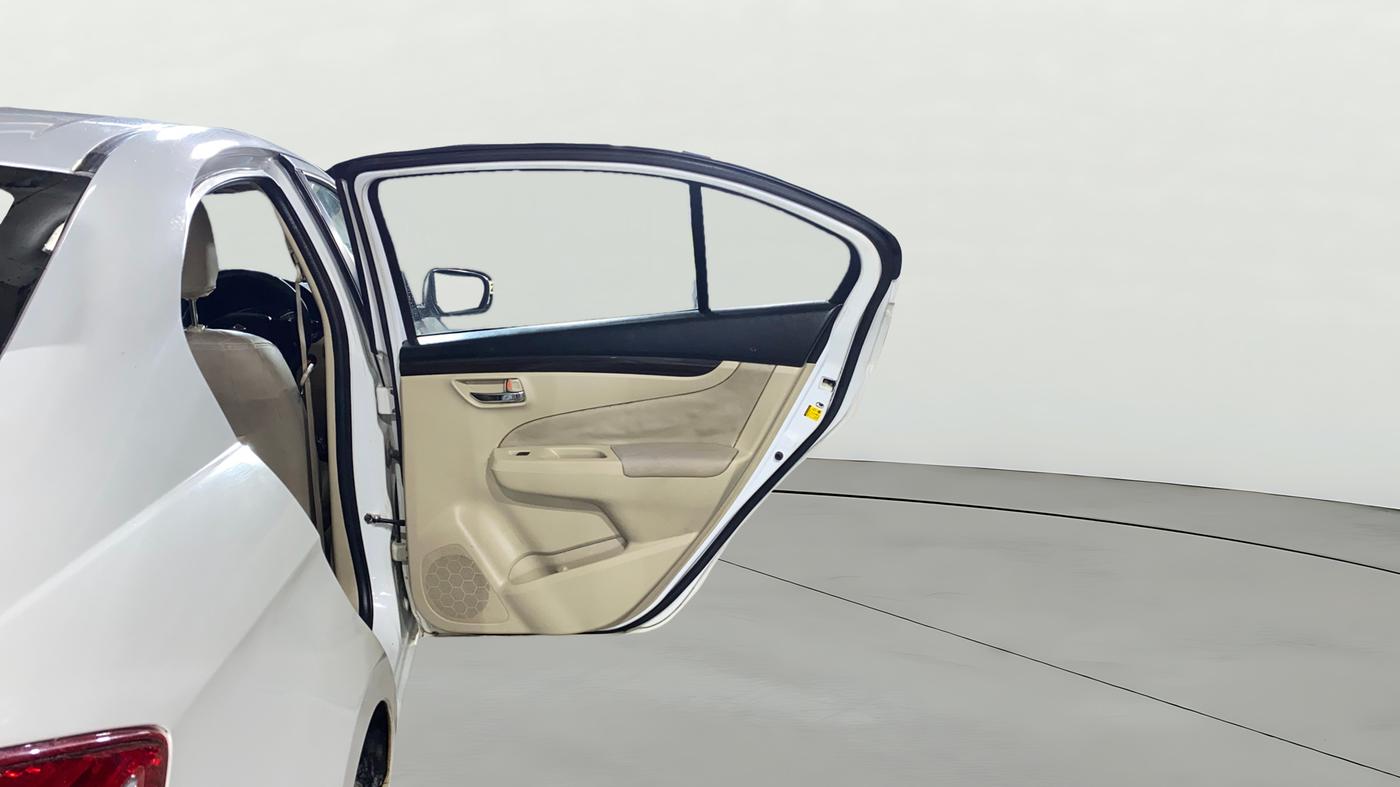 2016 Maruti Ciaz ZXI, Petrol, Manual, 33,966 km, RHS Rear Door