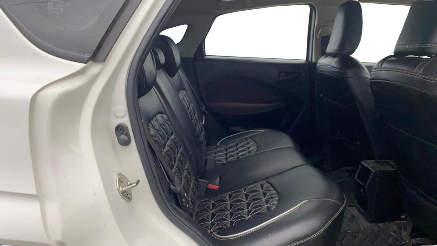 2024 Maruti FRONX DELTA PLUS 1.2MT, Petrol, Manual, 41,860 km, Right Side Rear Door Cabin