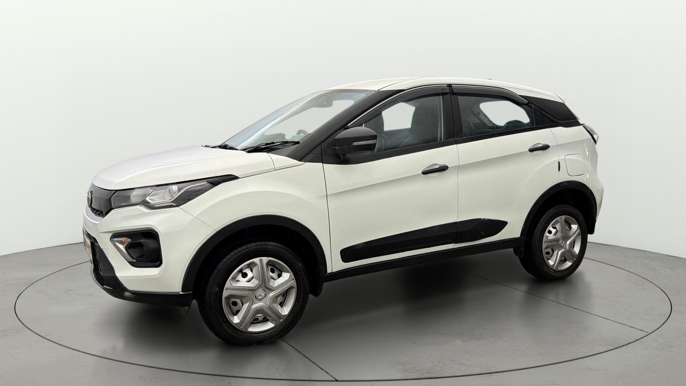 2023 Tata NEXON XE PETROL, Petrol, Manual, 25,429 km, Left Front Diagonal