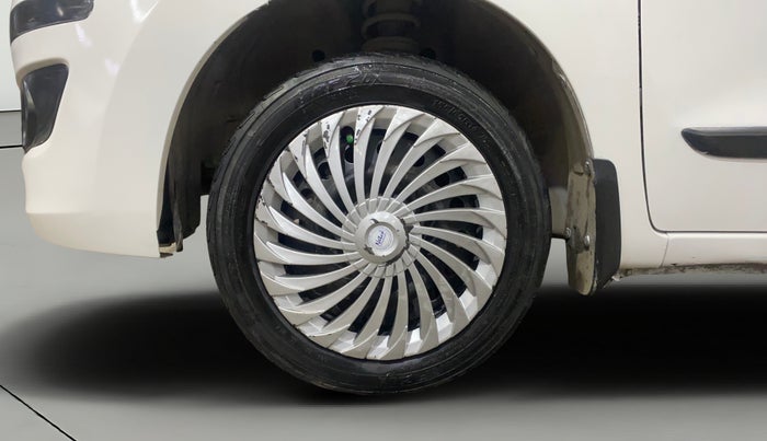 2015 Maruti Wagon R 1.0 VXI, Petrol, Manual, 72,884 km, Left Front Wheel
