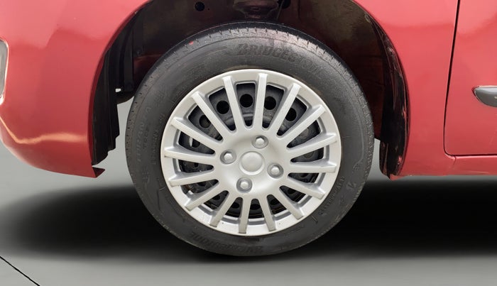 2017 Maruti Wagon R 1.0 VXI, Petrol, Manual, 36,704 km, Left Front Wheel