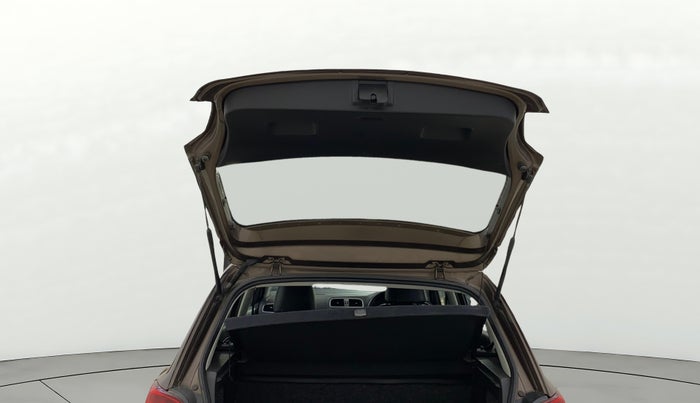 2019 Volkswagen Polo HIGHLINE PLUS 1.0, Petrol, Manual, 36,871 km, Boot Door Open