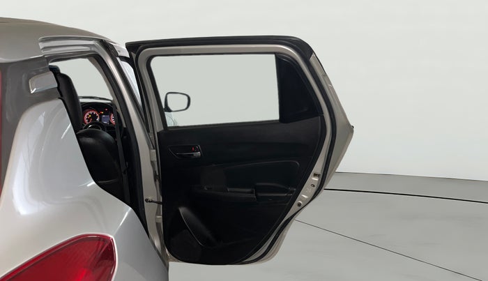 2020 Maruti Swift VXI, CNG, Manual, 95,990 km, RHS Rear Door