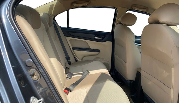 2022 Honda Amaze 1.2L I-VTEC VX, Petrol, Manual, 70,750 km, Right Side Rear Door Cabin