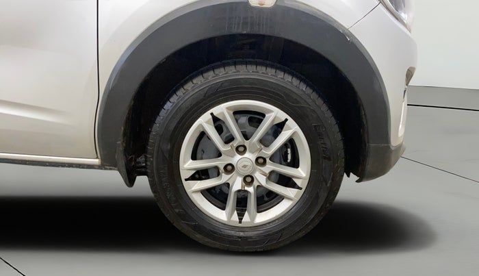 2019 Renault TRIBER RXL MT, Petrol, Manual, 55,622 km, Right Front Wheel