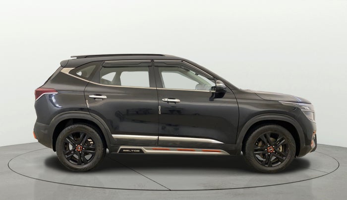 2021 KIA SELTOS HTX ANNIVERSARY EDITION 1.5 PETROL, Petrol, Manual, 55,426 km, Right Side View