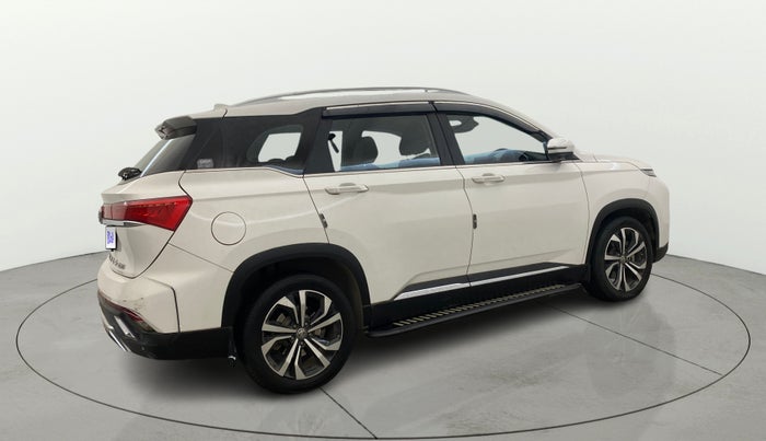 2024 MG HECTOR PLUS SHARP PRO 2.0 TURBO DIESEL 7 STR, Diesel, Manual, 25,742 km, Right Back Diagonal