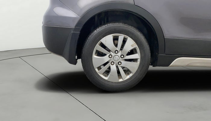 2015 Maruti S Cross ALPHA 1.6, Diesel, Manual, 1,49,991 km, Right Rear Wheel