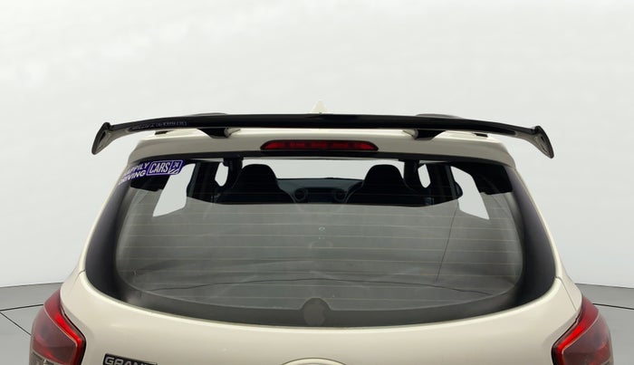 2017 Hyundai Grand i10 SPORTZ (O) 1.2 KAPPA VTVT, Petrol, Manual, 65,818 km, Rear Windshield