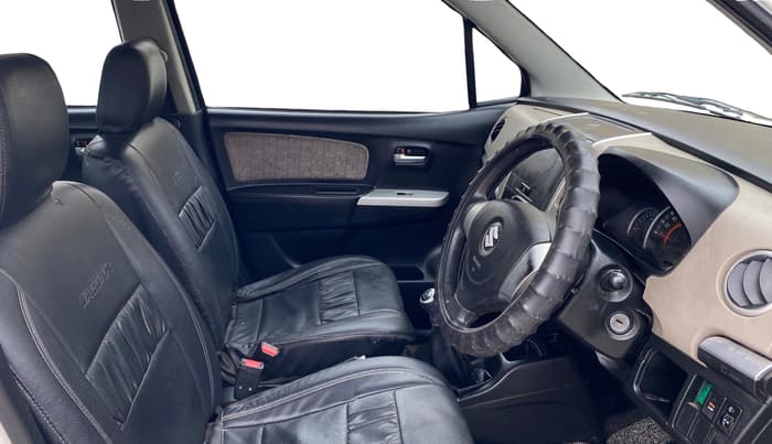 2017 Maruti Wagon R 1.0 VXI, Petrol, Manual, 66,542 km, Right Side Front Door Cabin