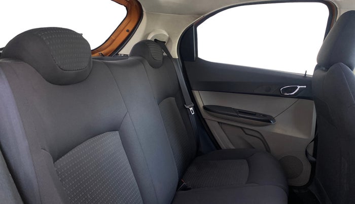 2016 Tata Tiago XZ PETROL, Petrol, Manual, 26,162 km, Right Side Rear Door Cabin