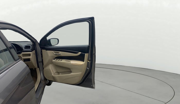 2018 Maruti Ciaz DELTA 1.4 AT PETROL, Petrol, Automatic, 1,27,750 km, RHS Front Door