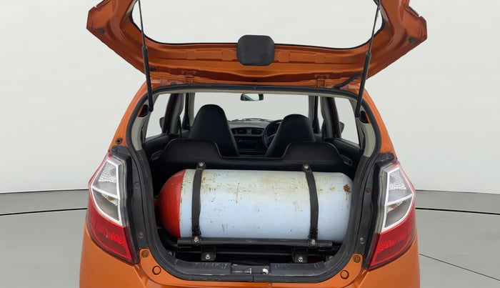 2016 Maruti Alto K10 LXI CNG, CNG, Manual, 34,831 km, Boot Open Zoomed View