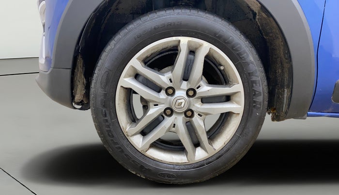 2020 Renault TRIBER RXZ, Petrol, Manual, 86,245 km, Left Front Wheel