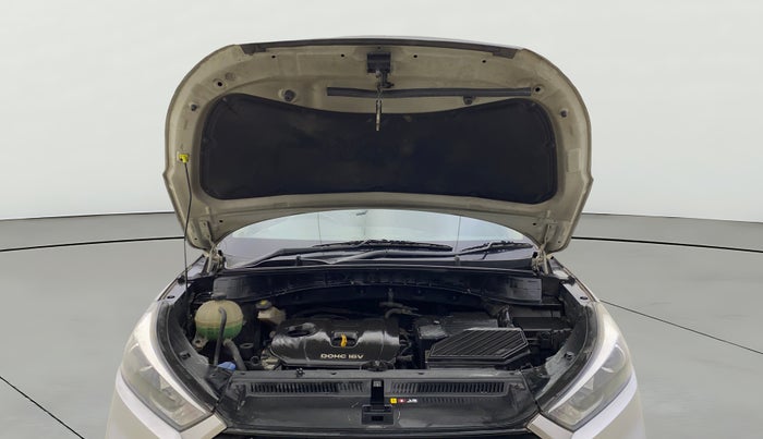 2017 Hyundai Tucson 2WD MT PETROL, Petrol, Manual, 72,220 km, Open Bonet