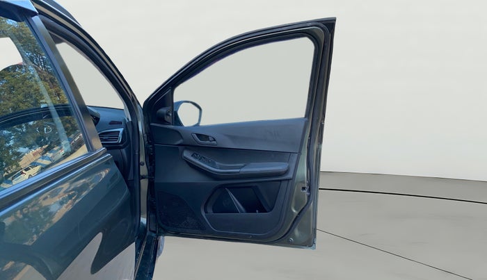 2022 Tata TIAGO NRG XZ MT, Petrol, Manual, 32,284 km, RHS Front Door