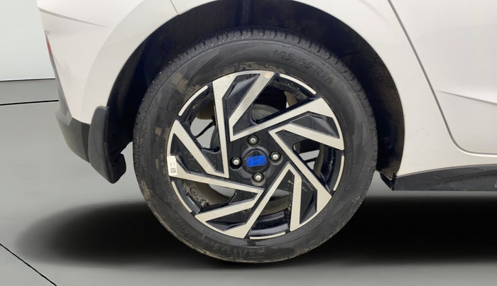 2023 Hyundai NEW I20 ASTA (O) 1.2 MT, Petrol, Manual, 34,232 km, Right Rear Wheel