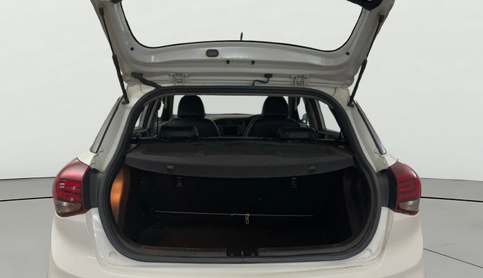 2019 Hyundai Elite i20 ASTA 1.2 (O), Petrol, Manual, 74,743 km, Boot Open Zoomed View