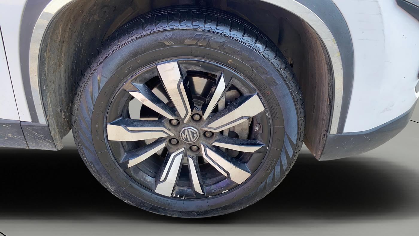 2020 MG HECTOR SHARP 1.5 DCT PETROL, Petrol, Automatic, 90,514 km, Right Front Wheel