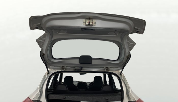 2022 Renault Kwid RXL 1.0 AMT, Petrol, Automatic, 49,984 km, Boot Door Open