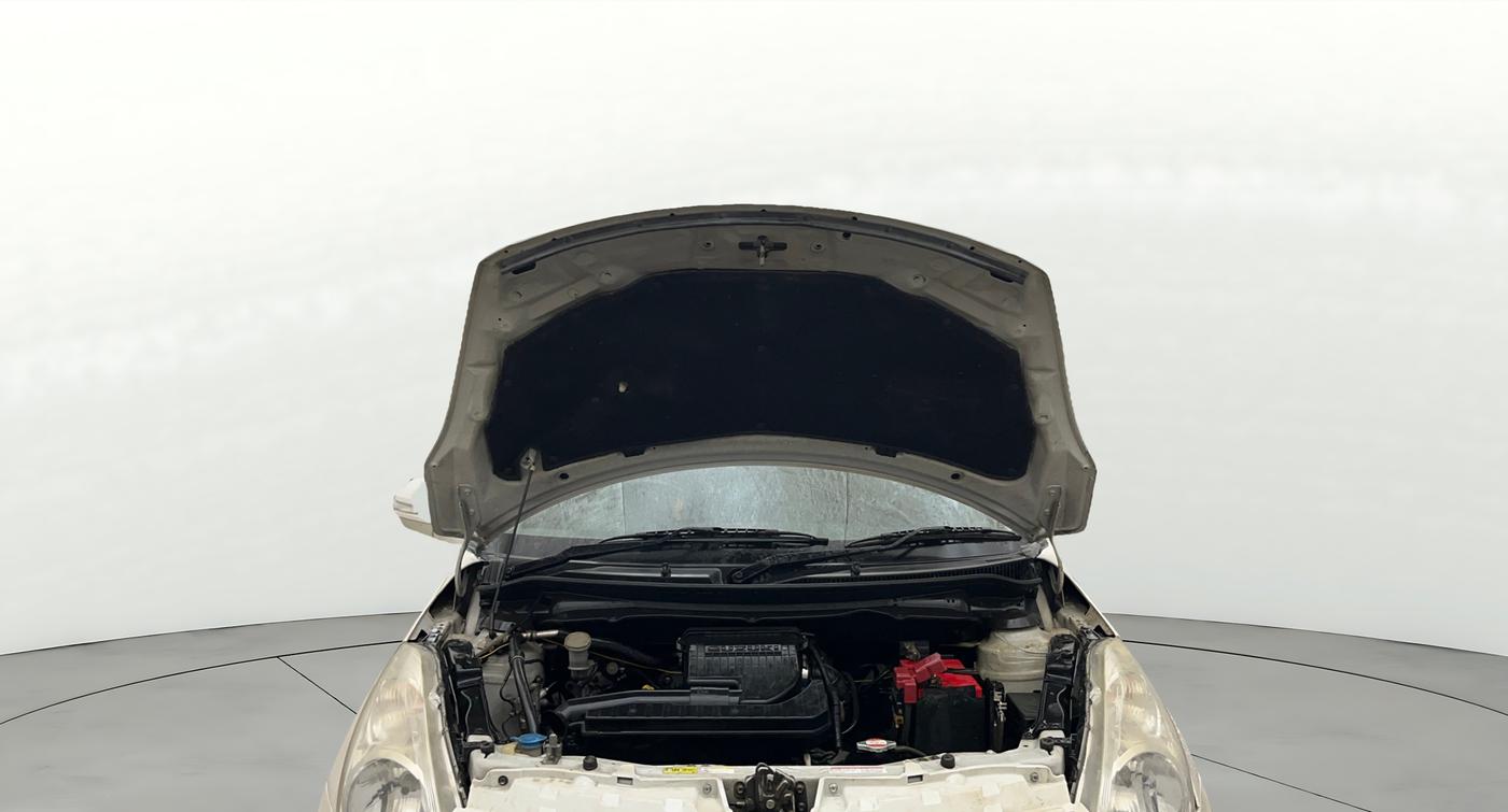2016 Maruti Swift VXI, Petrol, Manual, 81,294 km, Open Bonet