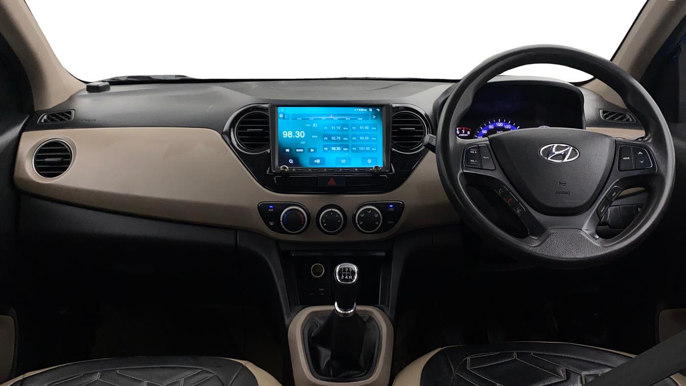 2017 Hyundai Xcent SX 1.2, Petrol, Manual, 90,352 km, Dashboard