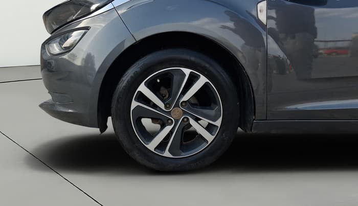 2021 Tata ALTROZ XZ PETROL, CNG, Manual, 63,893 km, Left Front Wheel