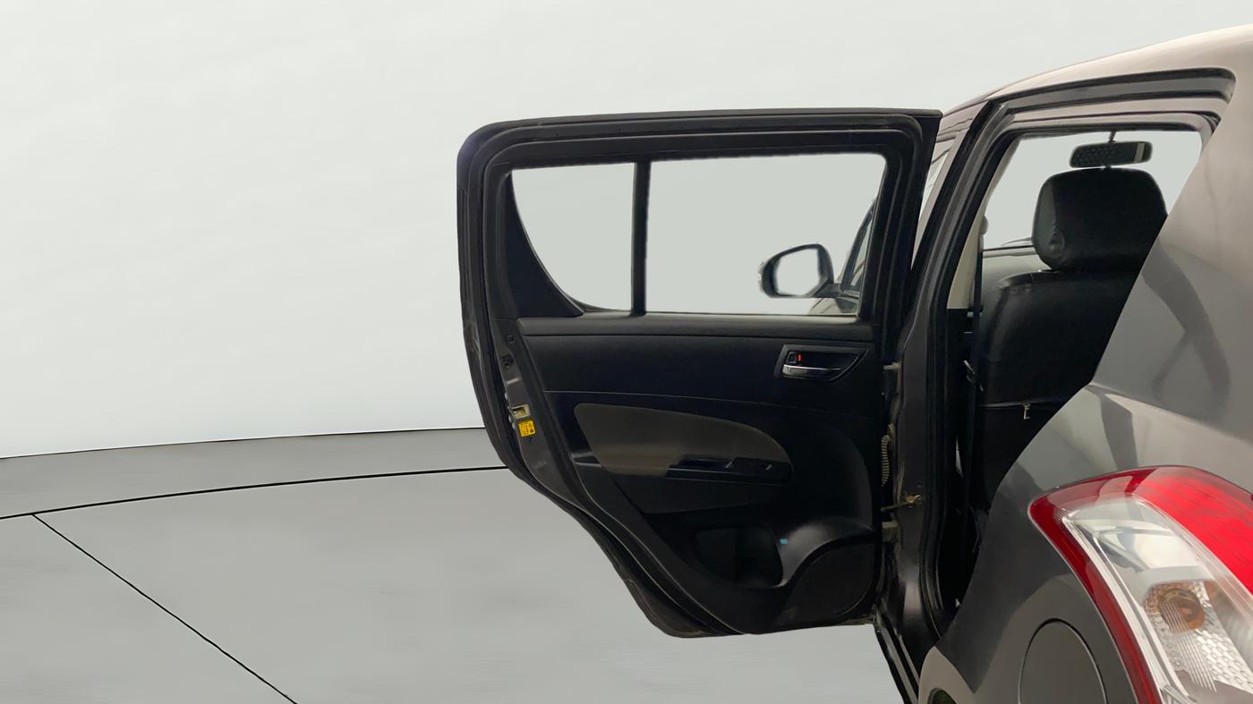 2016 Maruti Swift VXI, Petrol, Manual, 18,932 km, LHS Rear Door