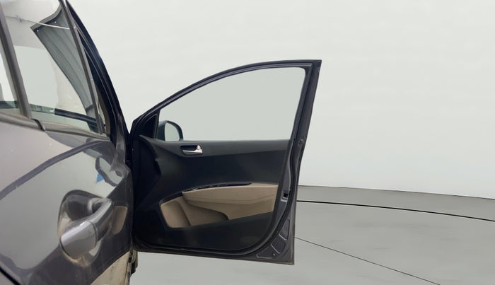 2019 Hyundai Grand i10 SPORTZ AT 1.2 KAPPA VTVT, Petrol, Automatic, 72,471 km, RHS Front Door