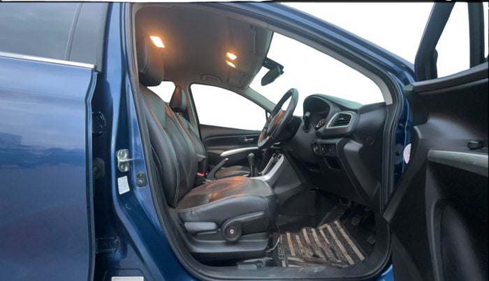 2019 Maruti S Cross ALPHA 1.3, Diesel, Manual, 74,031 km, Right Side Front Door Cabin