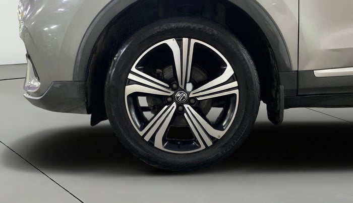 2022 MG ASTOR SHARP 1.5 MT, Petrol, Manual, 62,976 km, Left Front Wheel