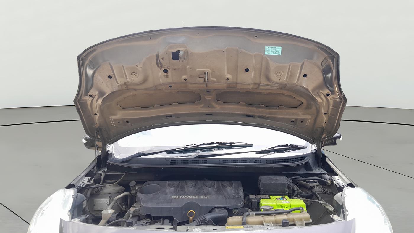 2015 Renault Scala RXZ DIESEL, Diesel, Manual, 59,730 km, Open Bonet