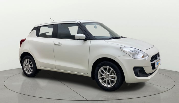 2022 Maruti Swift ZXI AMT, Petrol, Automatic, 17,346 km, Right Front Diagonal